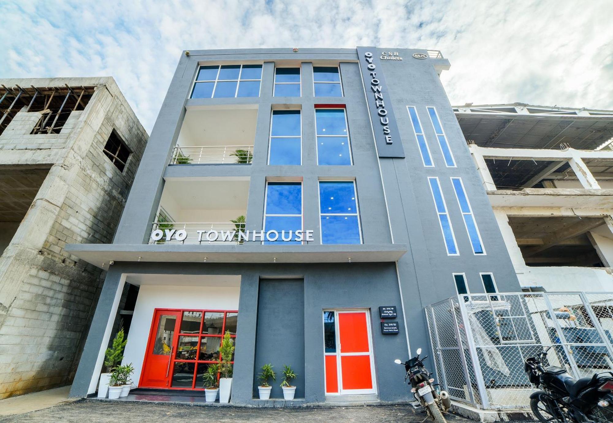 Super Townhouse Hosur Main Road Bommanahalli Near Gopalan Innovation Mall Bangalore Exterior photo